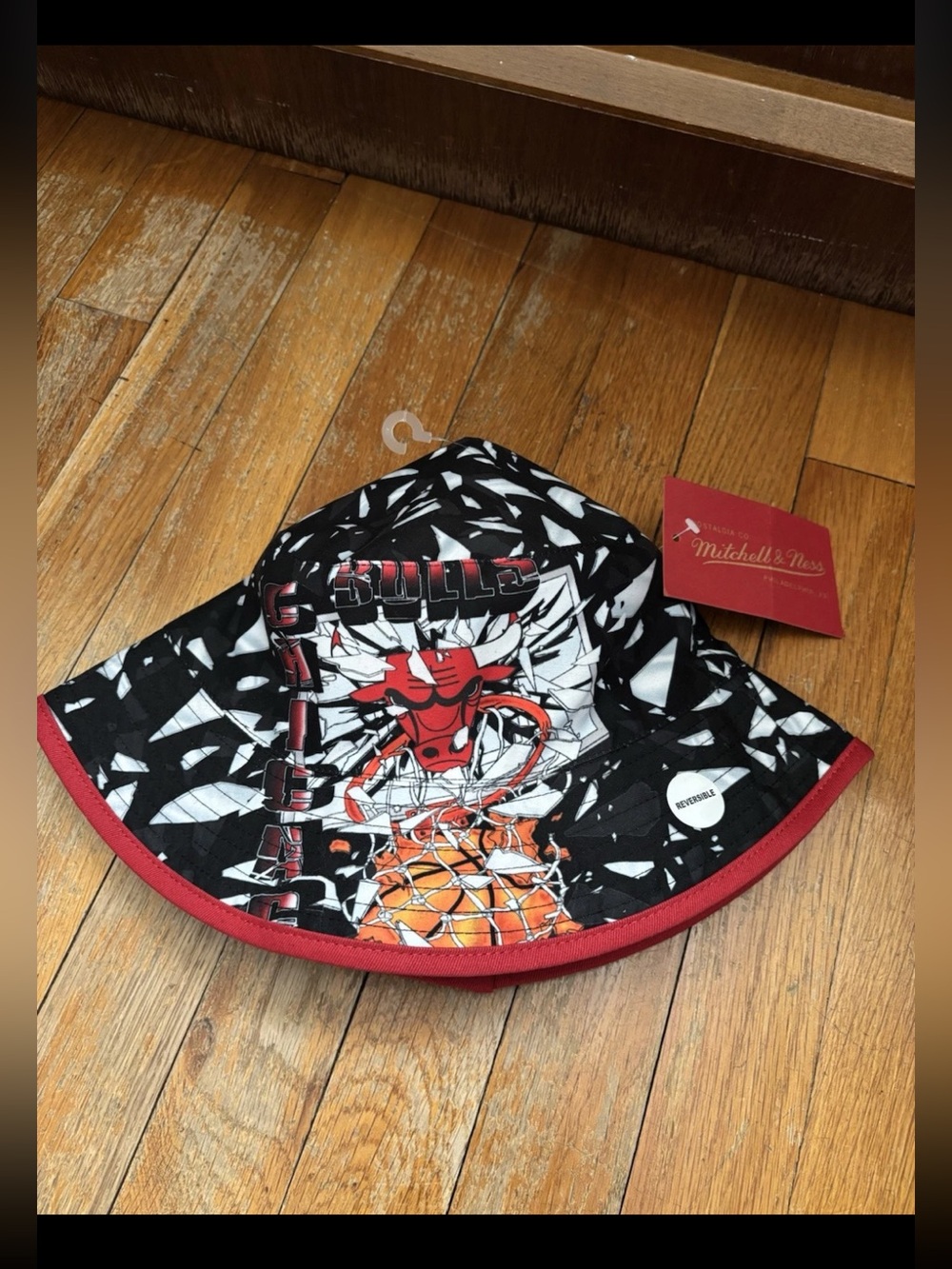 Chicago Bulls Black Red White Bucket Hat Official NBA Big Face Cap NWT L/XL